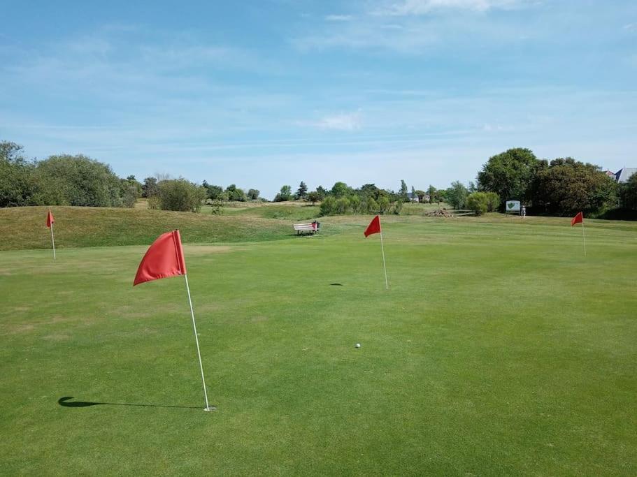 Studio Au Coeur Du Golf De Port Bourgenay, Proche Des Sables D'Olonne Talmont-Saint-Hilaire Екстериор снимка